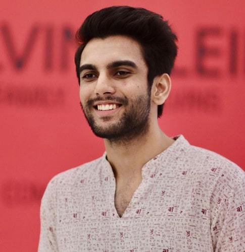 Ishaan Dhawan Biography, Height, Age, Girlfriend, Family, Wiki & More